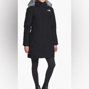 The North Face Women’s Arctic Parka -NWOT